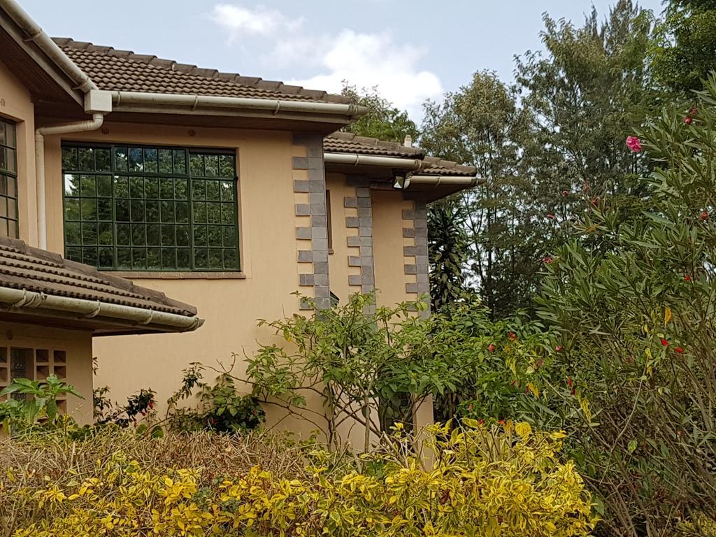 Spurwing Guest House Nairobi Exteriör bild