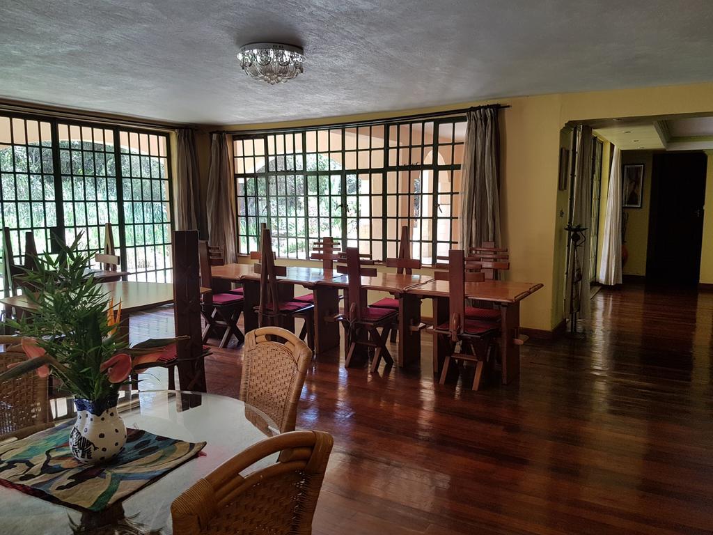 Spurwing Guest House Nairobi Exteriör bild