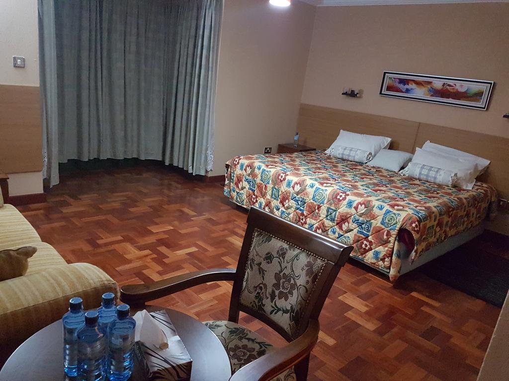 Spurwing Guest House Nairobi Exteriör bild