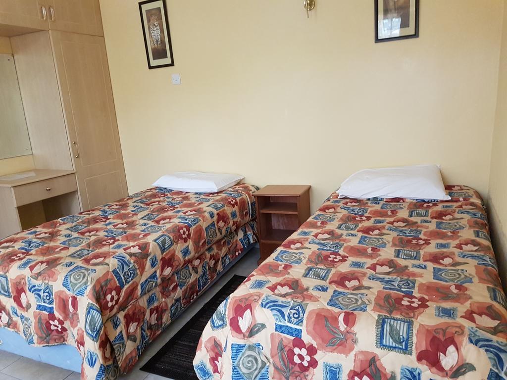 Spurwing Guest House Nairobi Exteriör bild