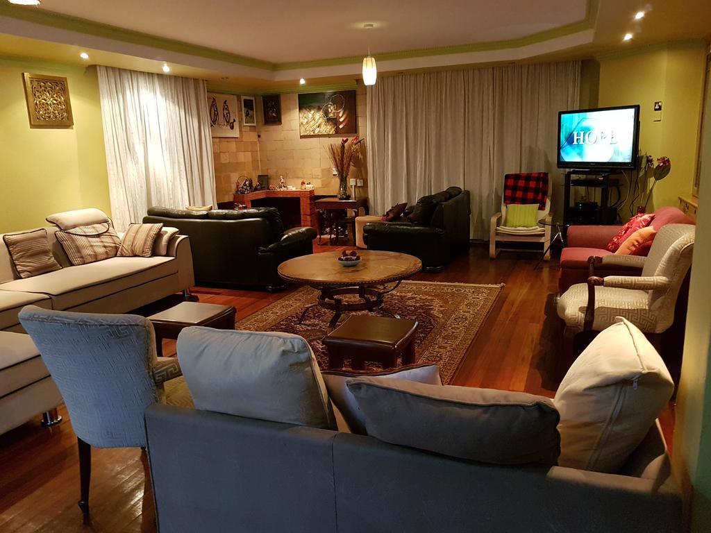 Spurwing Guest House Nairobi Exteriör bild